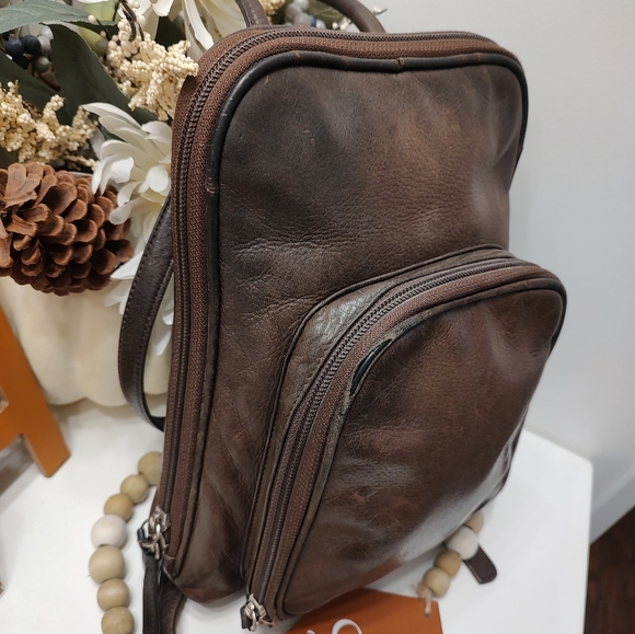 🍂 Vintage UC Osgoode Marley Brand Genuine Smooth Leather Mini Backpack Purse - Picture 8 of 16
